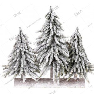 Декоративная статуэтка "Три елки в снегу"